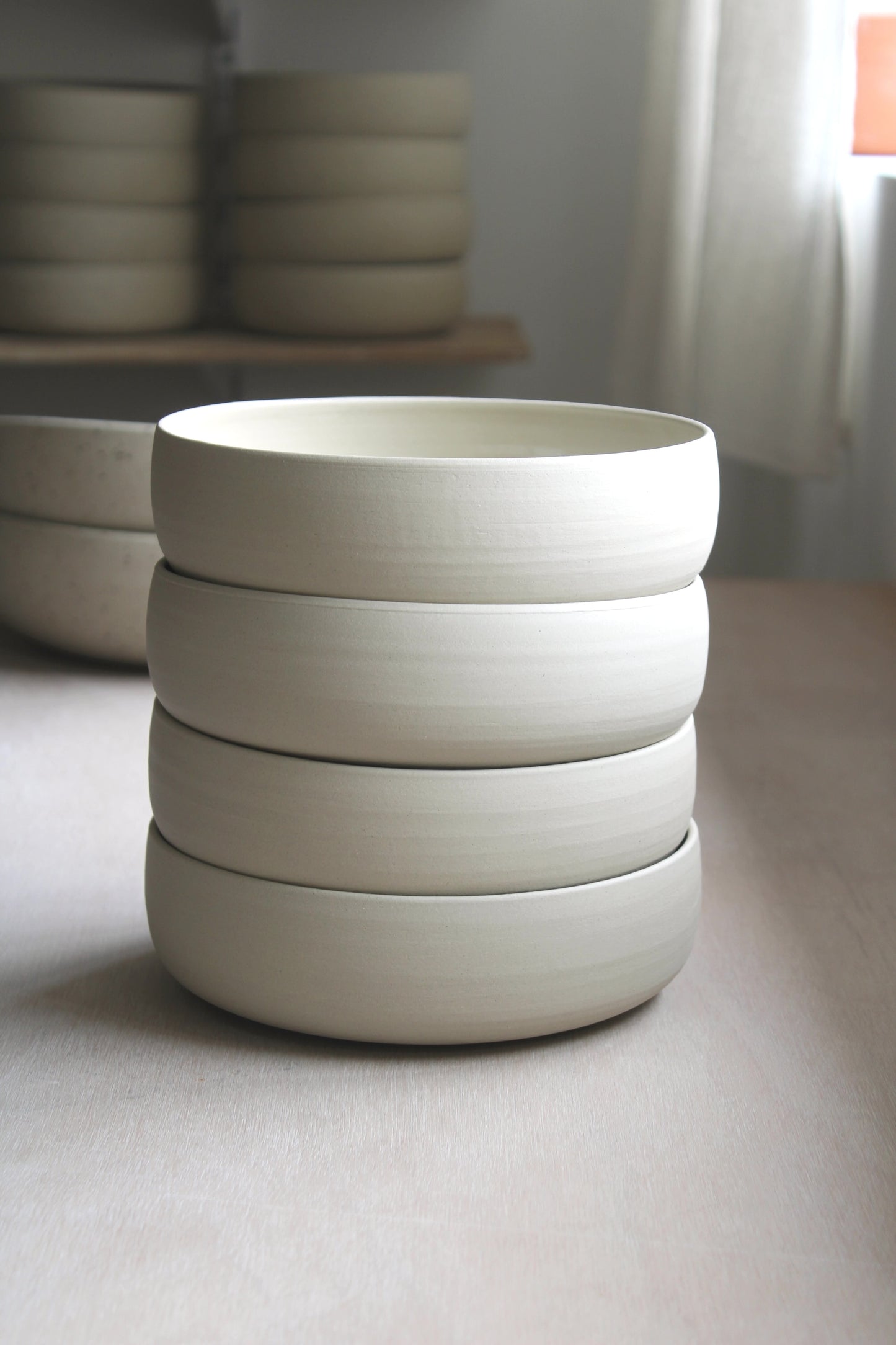 Assiette creuse unie