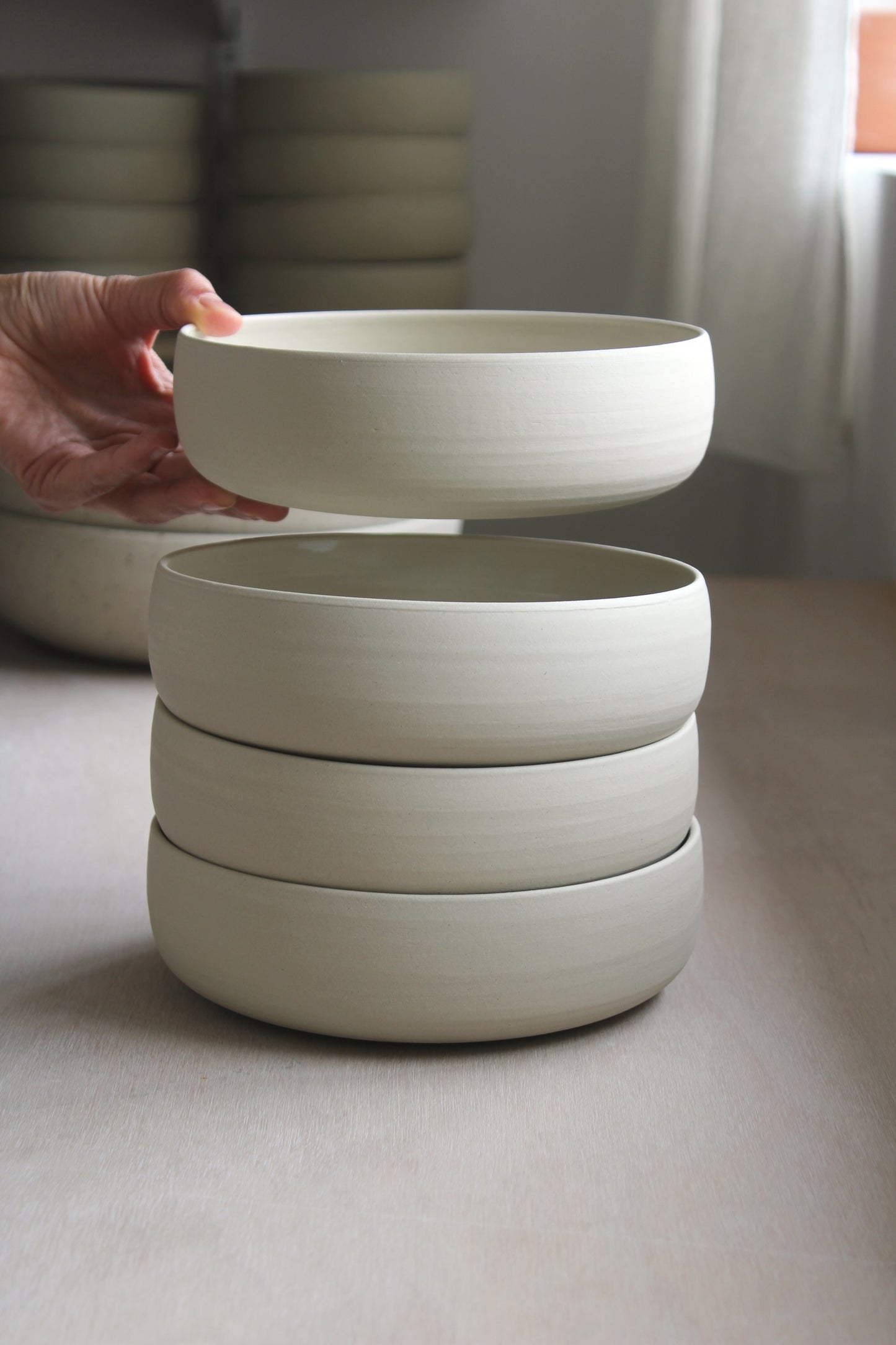 Assiette creuse unie